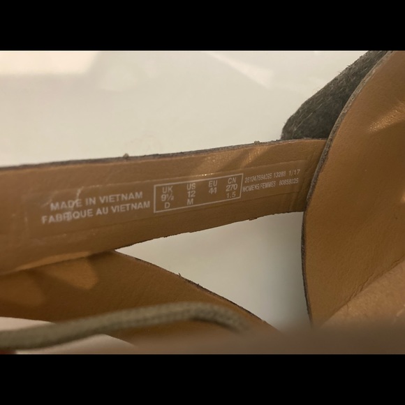 CLARKS Comfort Sandals. Size 12. Taupe; Velcro closure on back; worn once. 🌸 - Picture 5 of 6